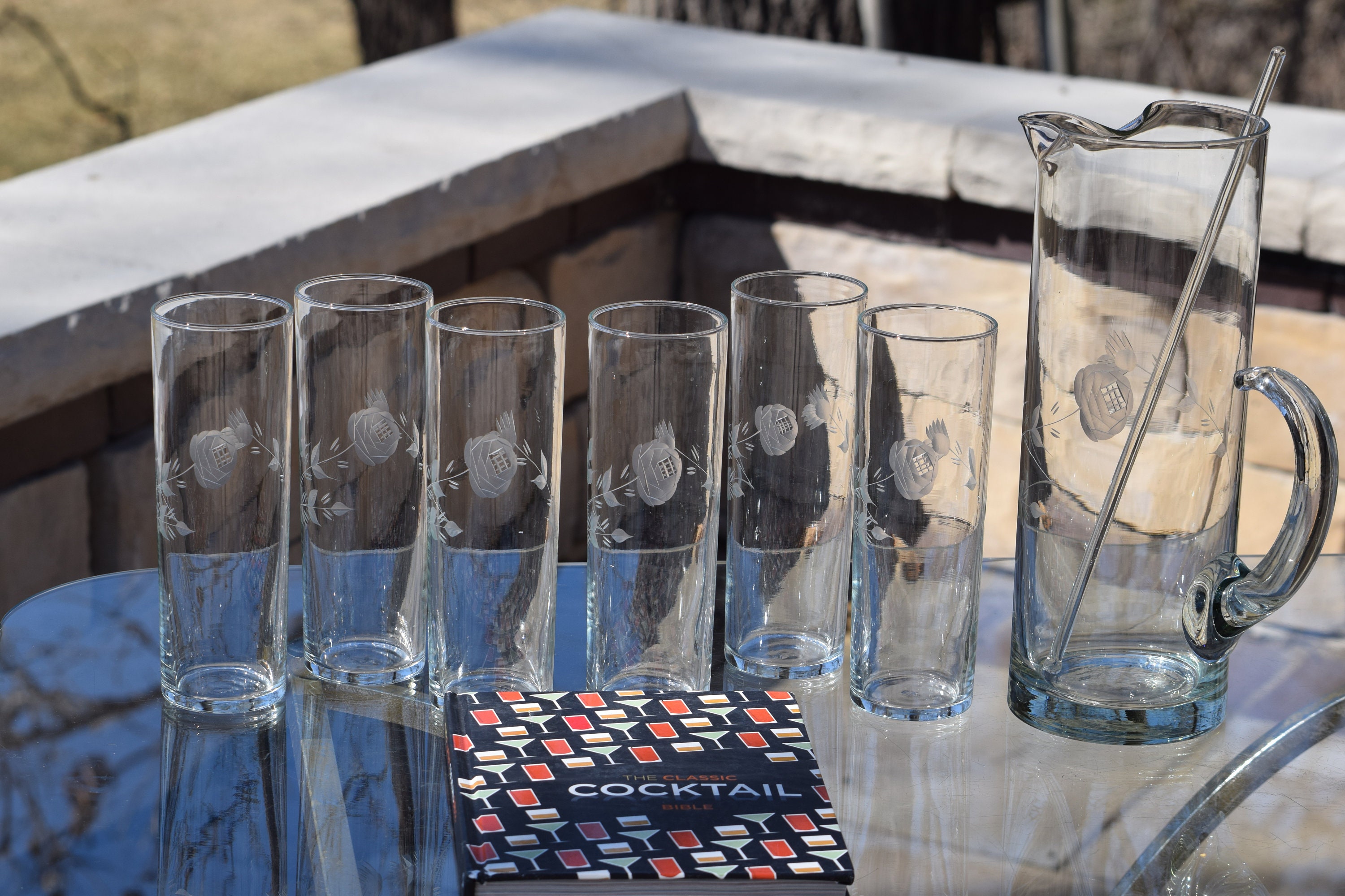 6 Vintage LIBBEY Etched Collins Glasses with Matching Cocktail Pitcher
