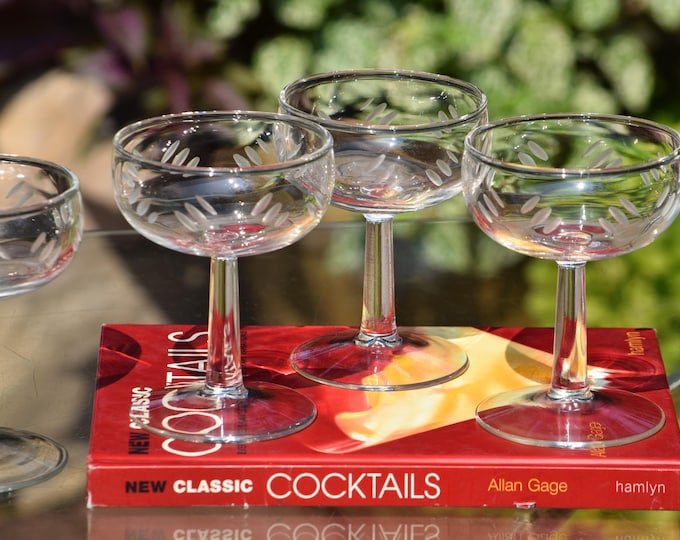 AUTHENTIC COUPES!  4 Vintage Etched Cocktail ~ Martini Glasses, 1950's, Nick and Nora Champagne Coupes, Mixologist Craft Cocktail Glasses