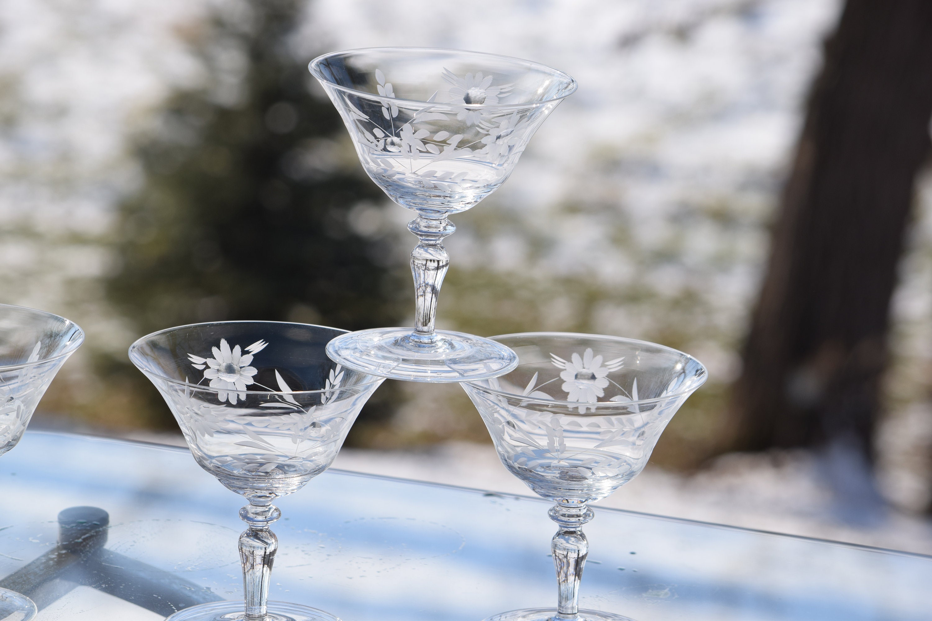 shapes of cocktail glasses