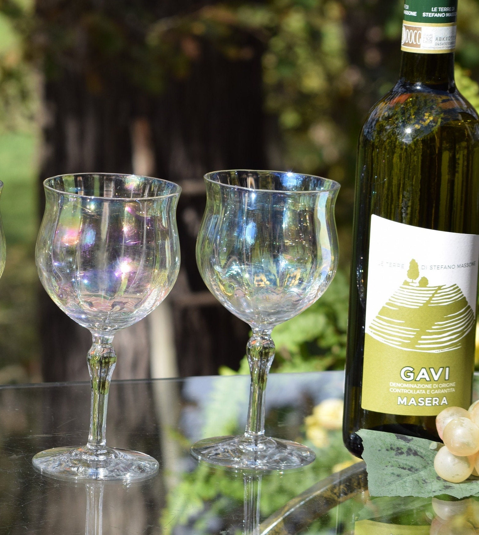 4 Vintage Iridescent Wine Glasses Cocktail Glasses, Antique