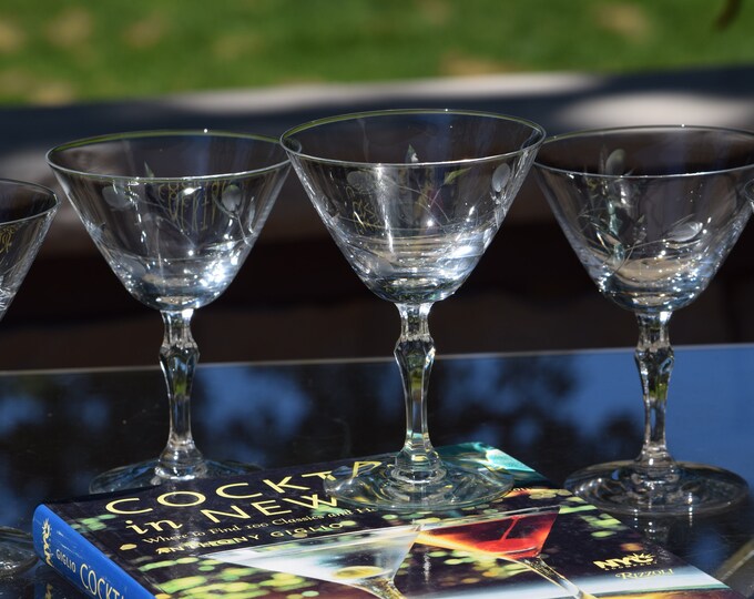 4 Vintage Etched Crystal Cocktail Glasses, Fostoria, 1960's, Nick & Nora, Craft Cocktail Glasses, Etched Martini Glass ~ Champagne Glasses