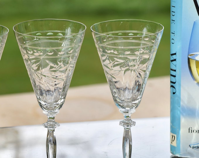 ELEGANCE at its FINEST!  4 Vintage Etched Crystal Wine Glasses, Morgantown, 1940, Tall Vintage Water Goblets ~ Champagne glasses, Weddings