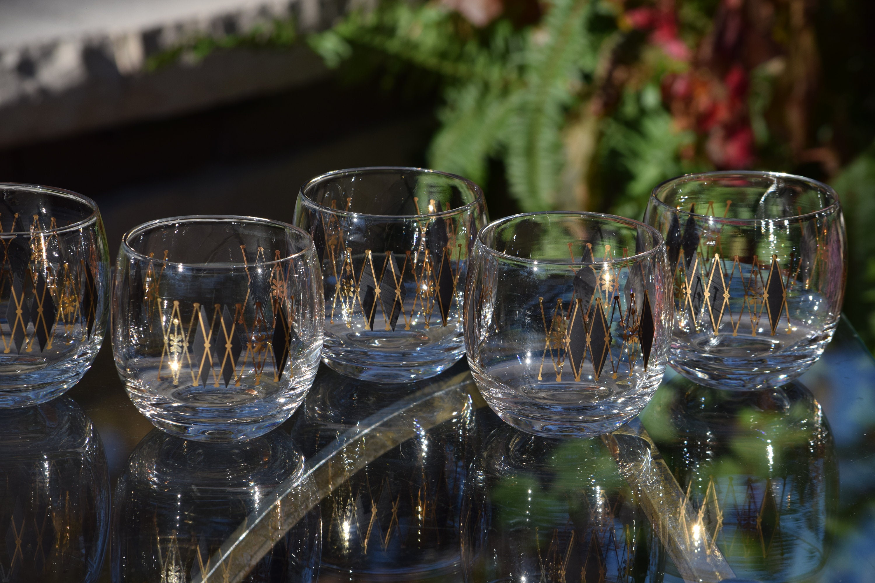 Mid Century Drinking Glasses in Caddy/ Set of 8 Signed Black and
