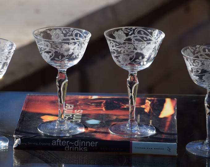 Vintage Etched Port Wine Liqueur Glasses: 1950s Cordials, Set of 4