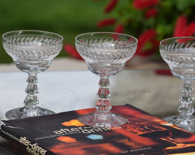 4 Vintage Etched CRYSTAL Wine ~ Liqueur ~ Cocktail Glasses, Fostoria, 1940's, 3 oz  Port Wine - After Dinner Drinks - Port Wine Glasses