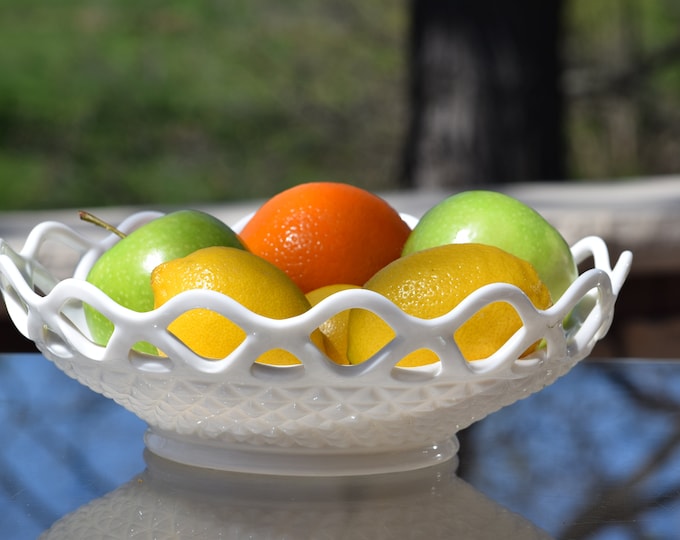 Vintage Milk Glass White Bowl, Vintage White Fruit Bowl, Imperial Glass, 1940's, Vintage Style Home ~ Kitchen Decor, Shabby Chic Bowl