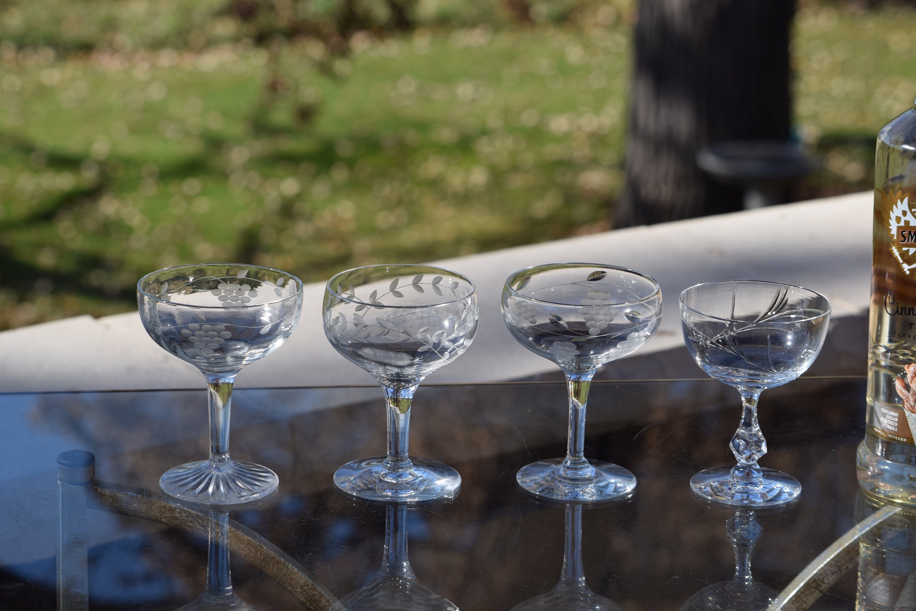 4 Vintage Etched CRYSTAL Cocktail Martini Glasses, Set of 4 Mis