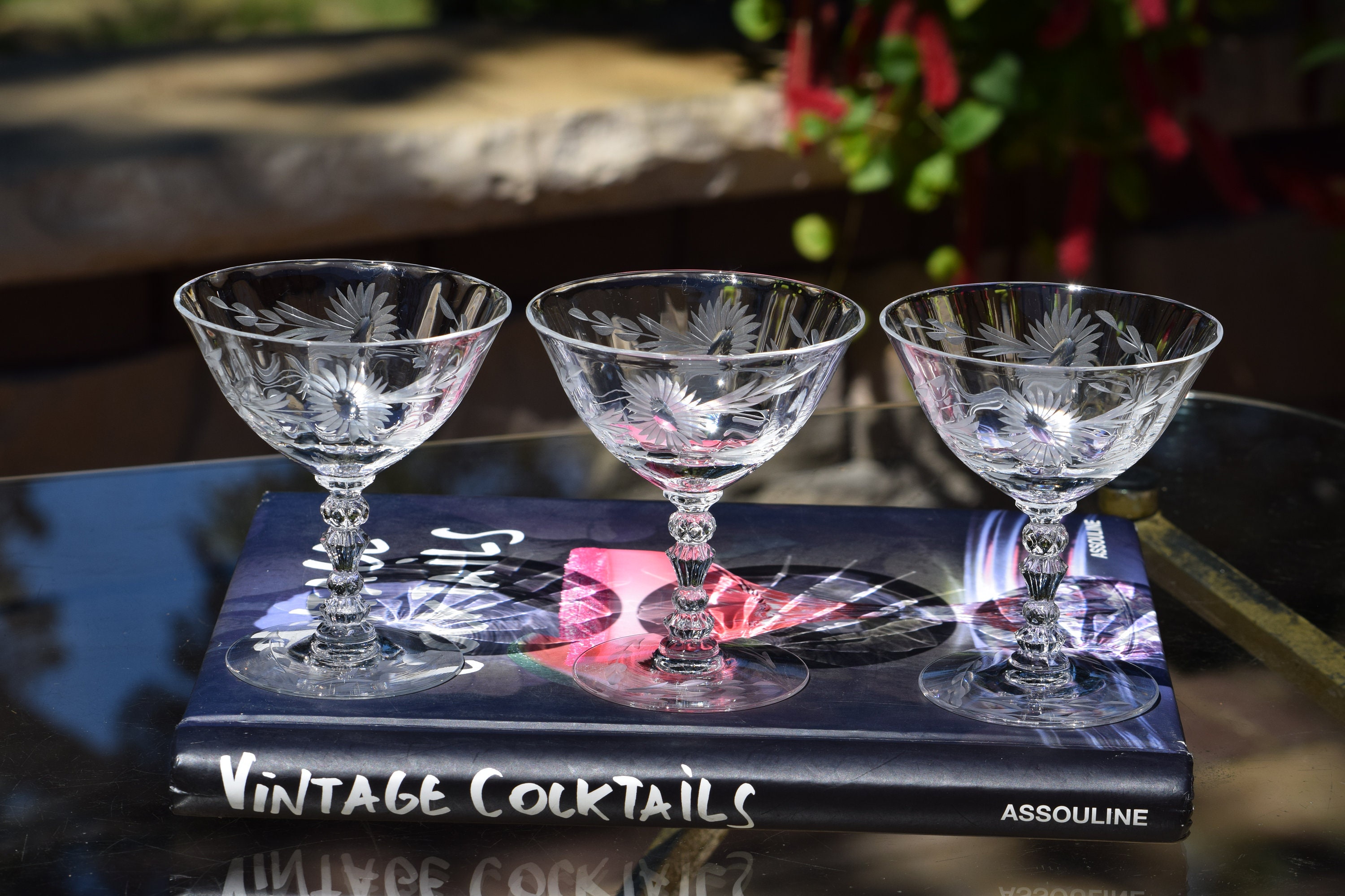 Spectacular Set of 8 MCM Hazel Atlas Silver Leaf Cocktail/ Martini