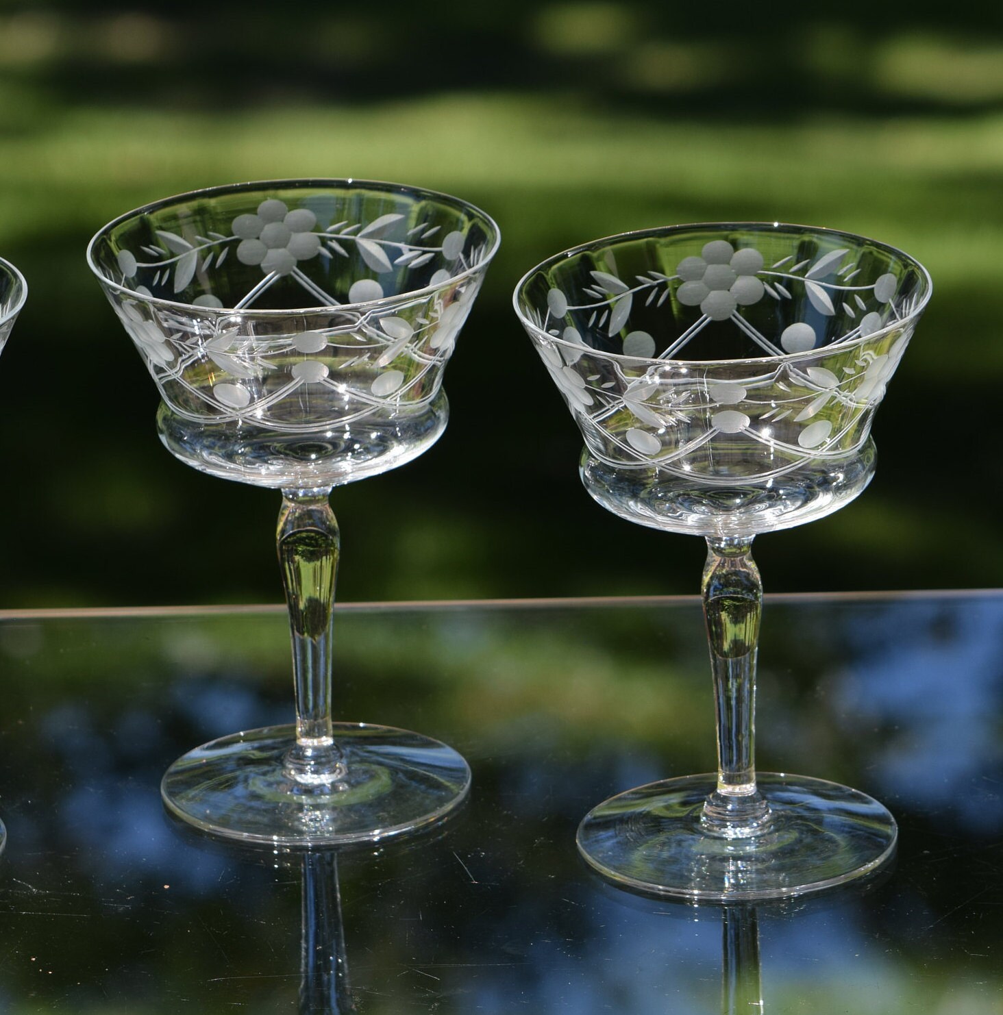 4 Vintage Etched Cocktail Martini Glasses Set of 4 -  Sweden