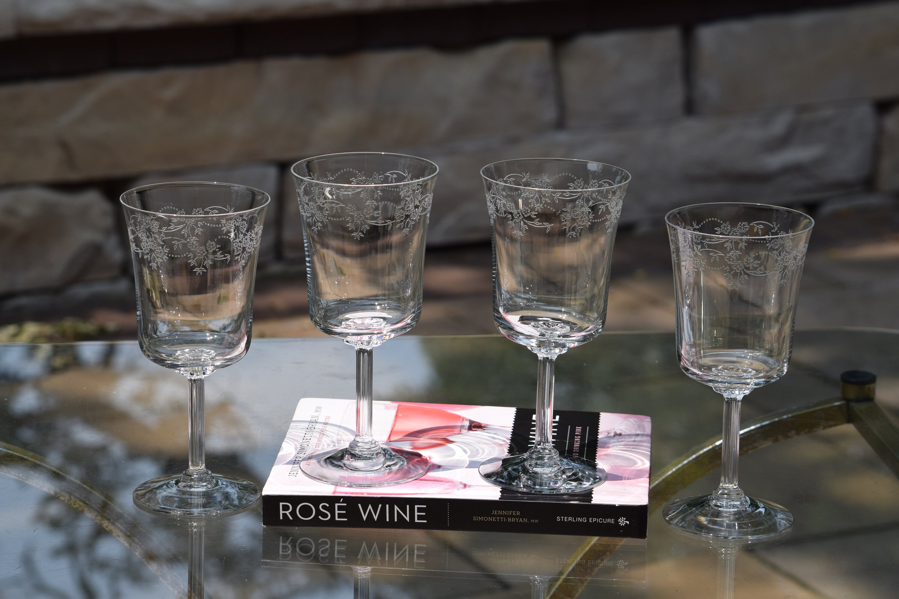 Epicure Personalized Crystal White Wine Glasses Set/4