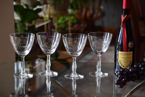 vietri wine glasses Vietri Garland Wine Glass