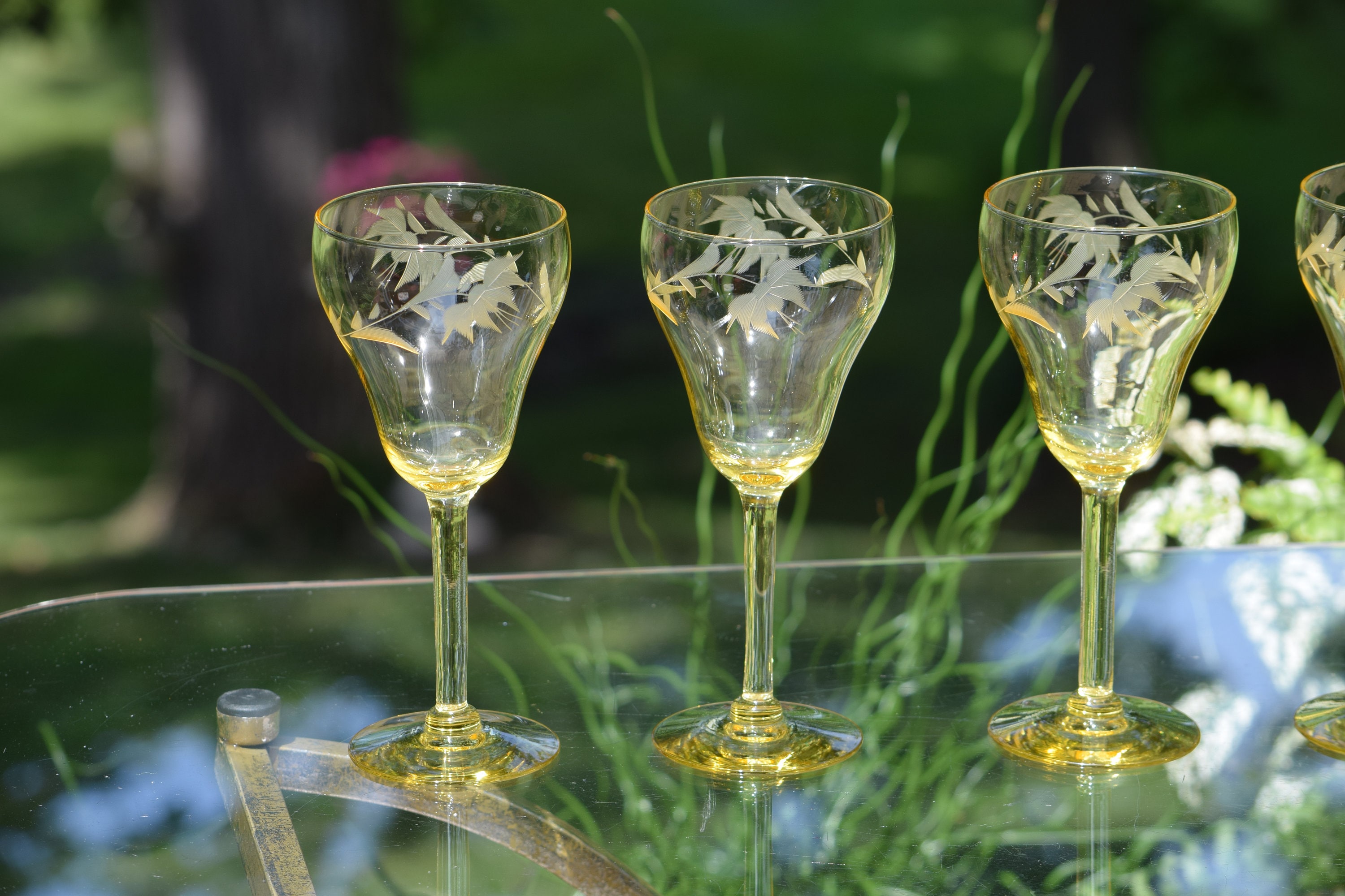 Vintage Etched Yellow Wine Glasses Set Of 4 Elegant Tall Yellow