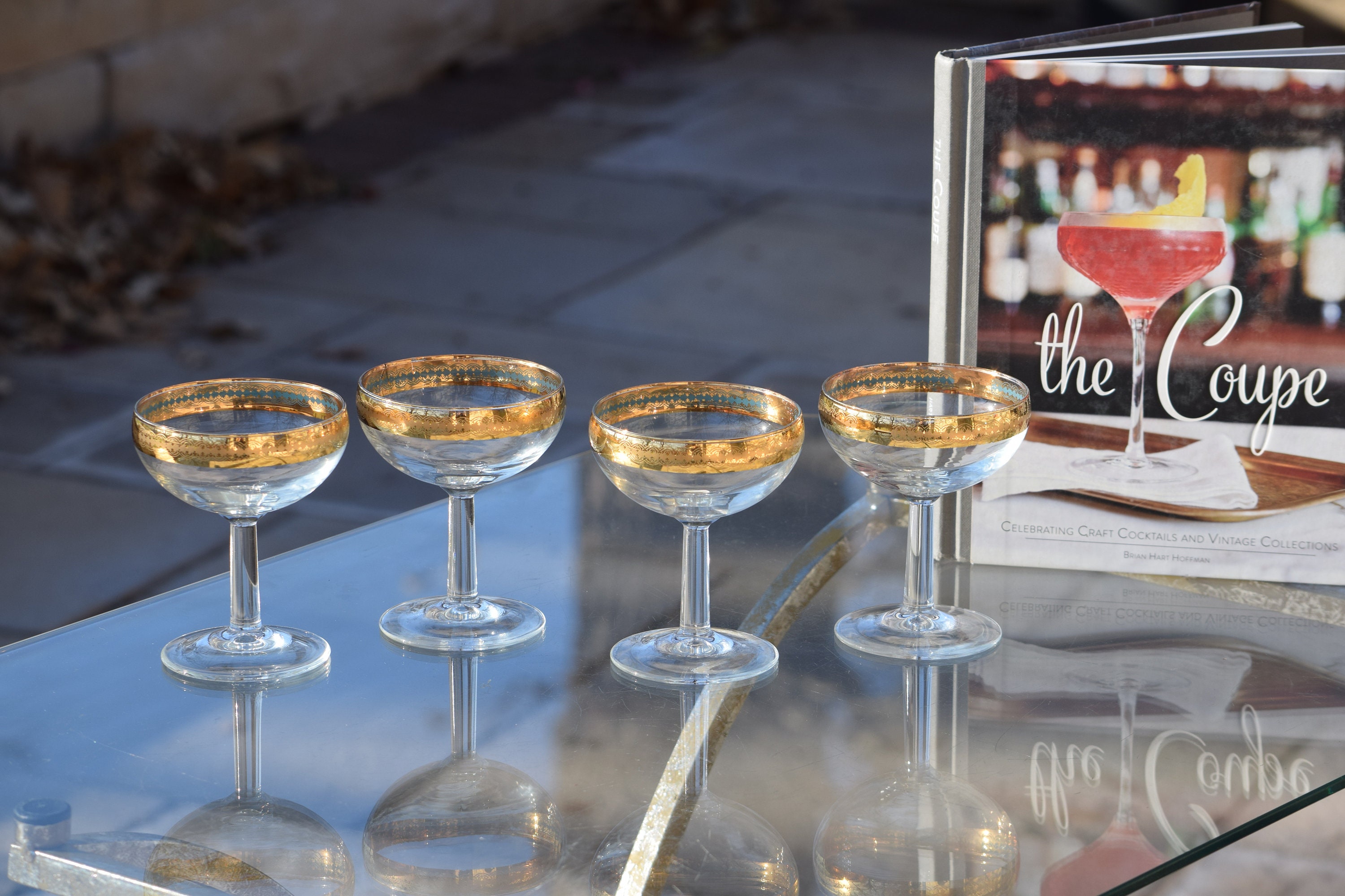 4 Vintage GOLD Rimmed Cocktail Glasses, Nick and Nora, 1950's, Gold Rimmed Champagne  Coupes, Engagement Party Champagne Glasses