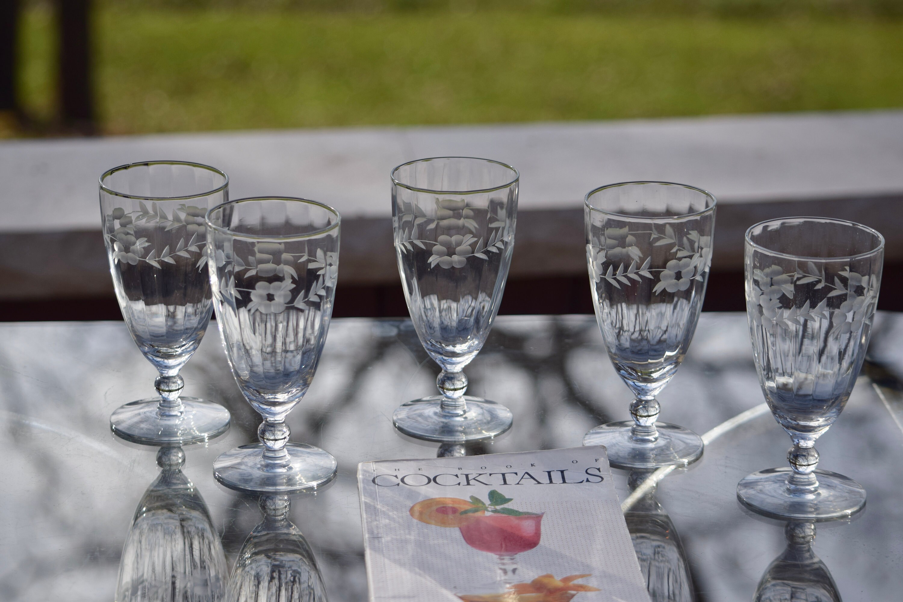 6 Vintage Etched Cocktail Glasses ~ Wine Glasses, 10 oz Cocktail Mimosa  Glasses, Tall Cocktail glasses, Summer Cocktail Glasses