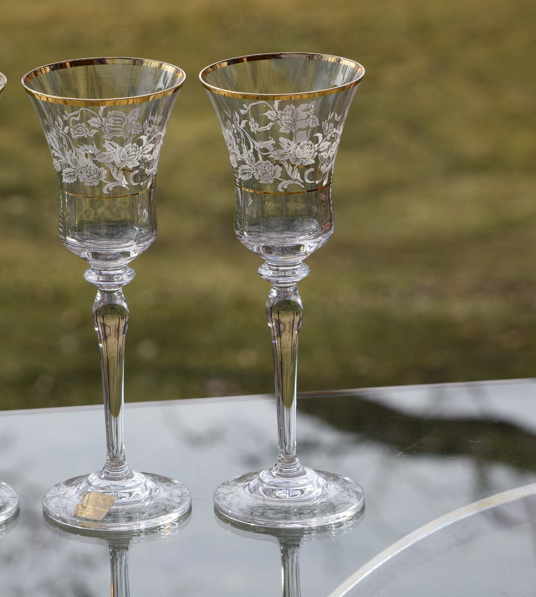 Set of4 Vintage Etched Glass Gold Rim Wine Glasses 2- 7 1/2”, 1- 6 3/4”, 1  7 1/4