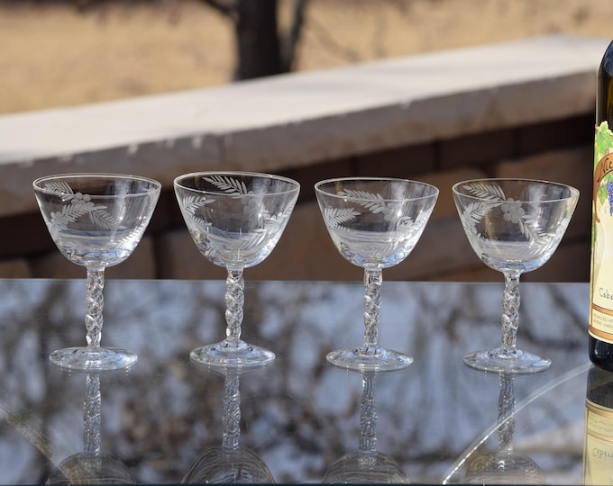 SIP IN STYLE!  4 Vintage Etched Liqueur ~ Wine Cordials - Glasses, 1950's, 4 oz After Dinner Drinks, 4 oz Port Wine Liqueur glasses