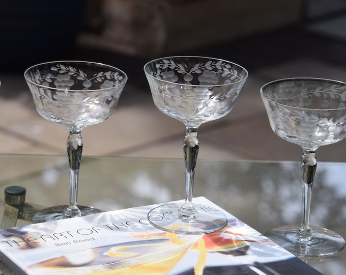 4 Vintage Etched Cocktail Glasses, Nick and Nora, 6oz Martini Glasses, 1950's