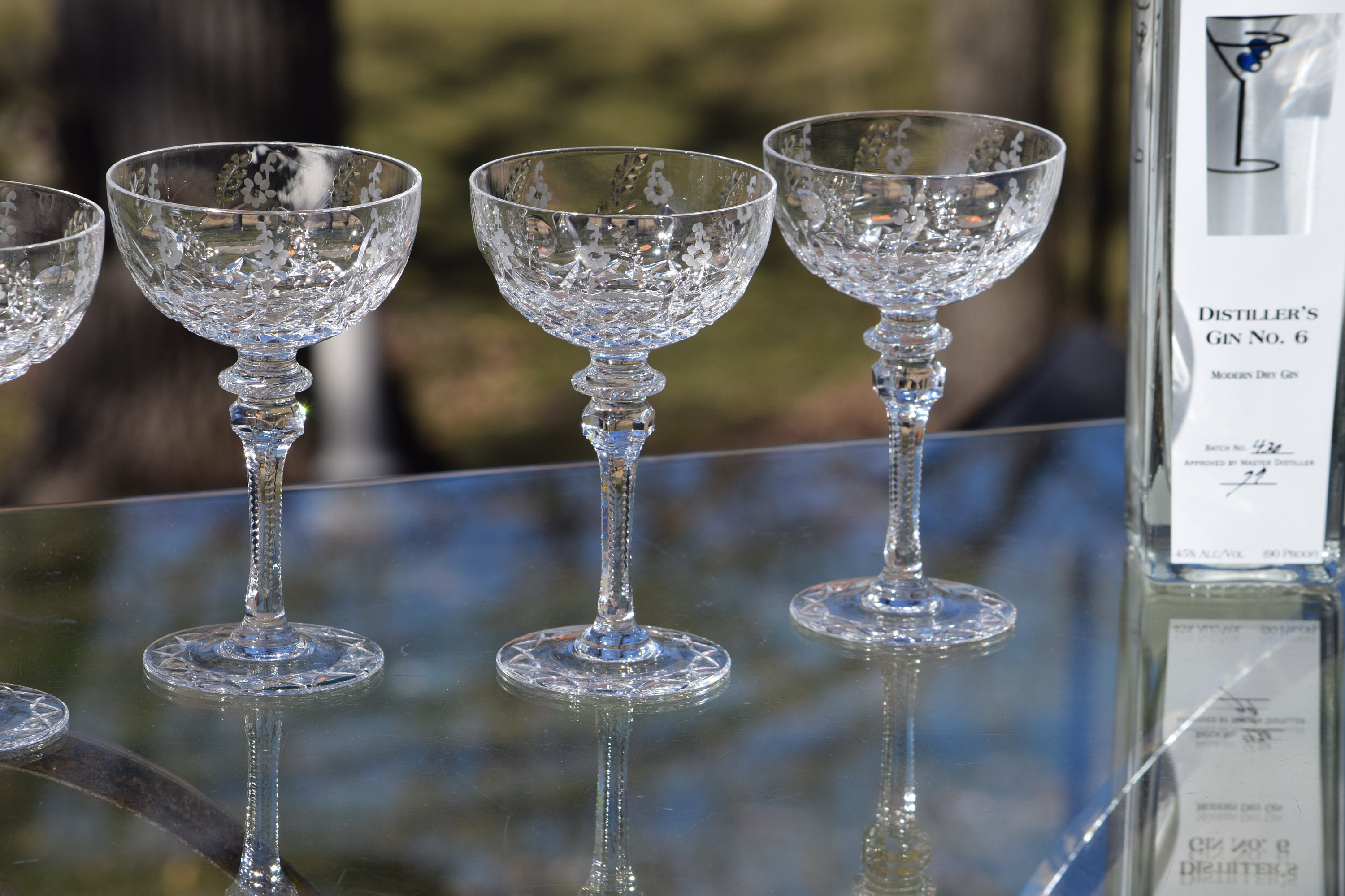 Set of 4 Art Deco Cut Crystal Cocktail Glasses with Foliage Motifs