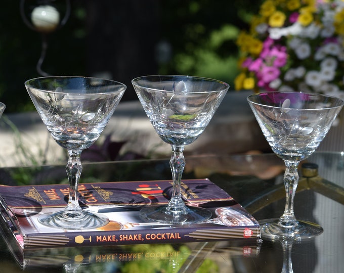 MARTINI ANYONE?  4 Vintage Etched Cocktail ~ Martini Glasses, Fostoria 1960, Nick & Nora Cocktail Glasses, Girls Night ~ Bachelorette Party