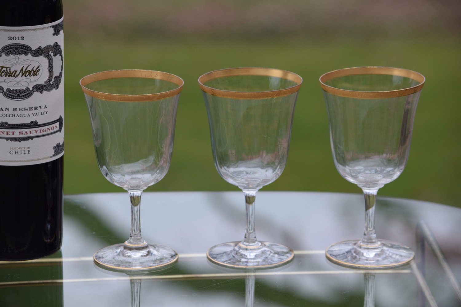 Vintage GOLD RIMMED Wine Glasses, Set of 4, Elegant Gold Encrusted