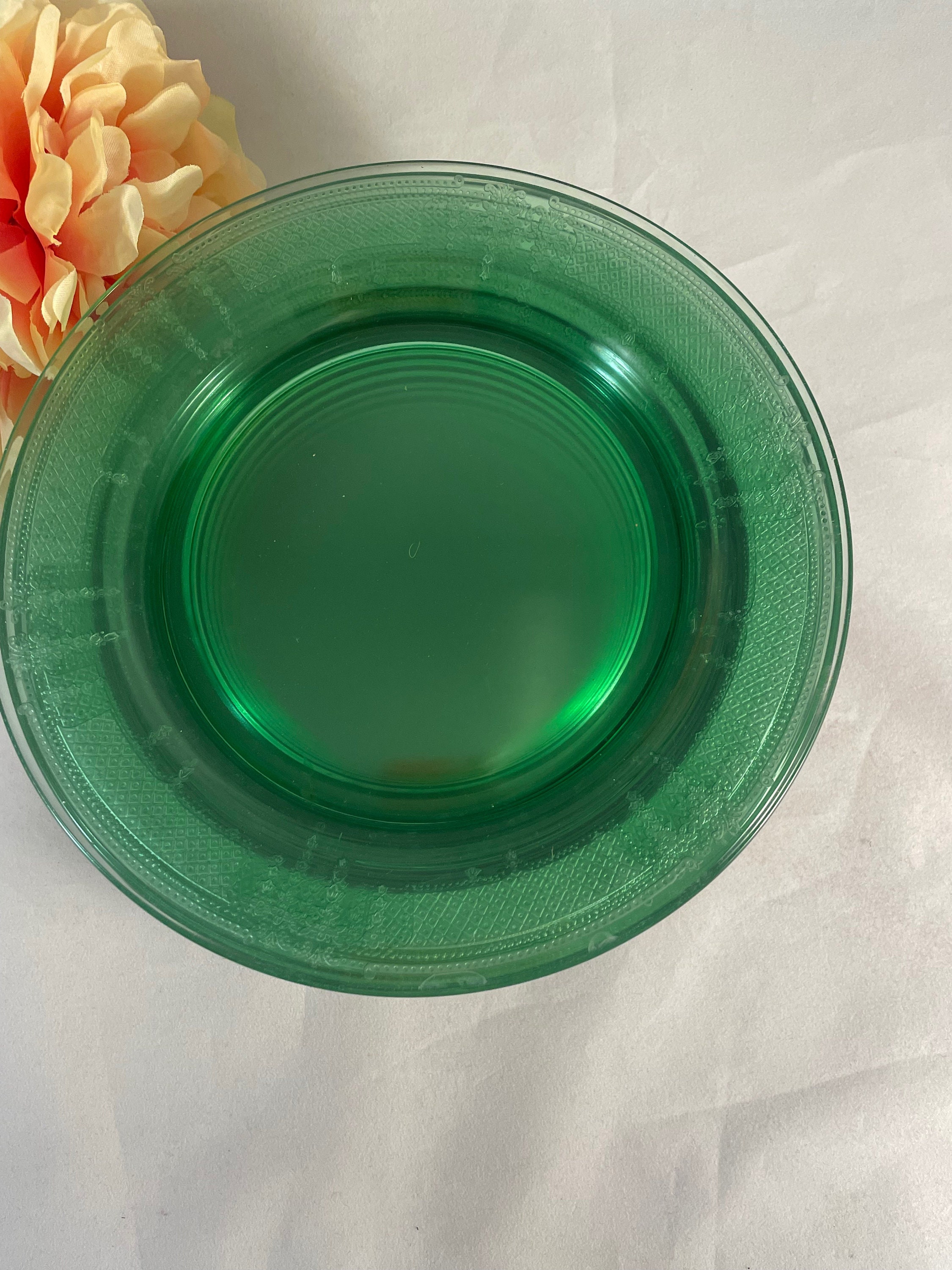 4 Vintage Green Vaseline Uranium Glass Appetizer Snack Plates Salad