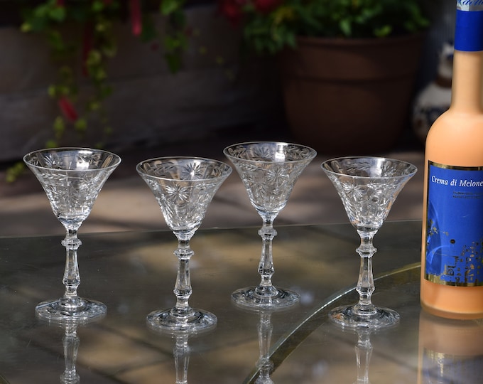 4 Vintage Etched Crystal Wine ~ Liqueur Glasses, Glastonbury Lotus, Hostess, 1946, 3 oz  After Dinner Drink Glasses, Dessert Cocktails