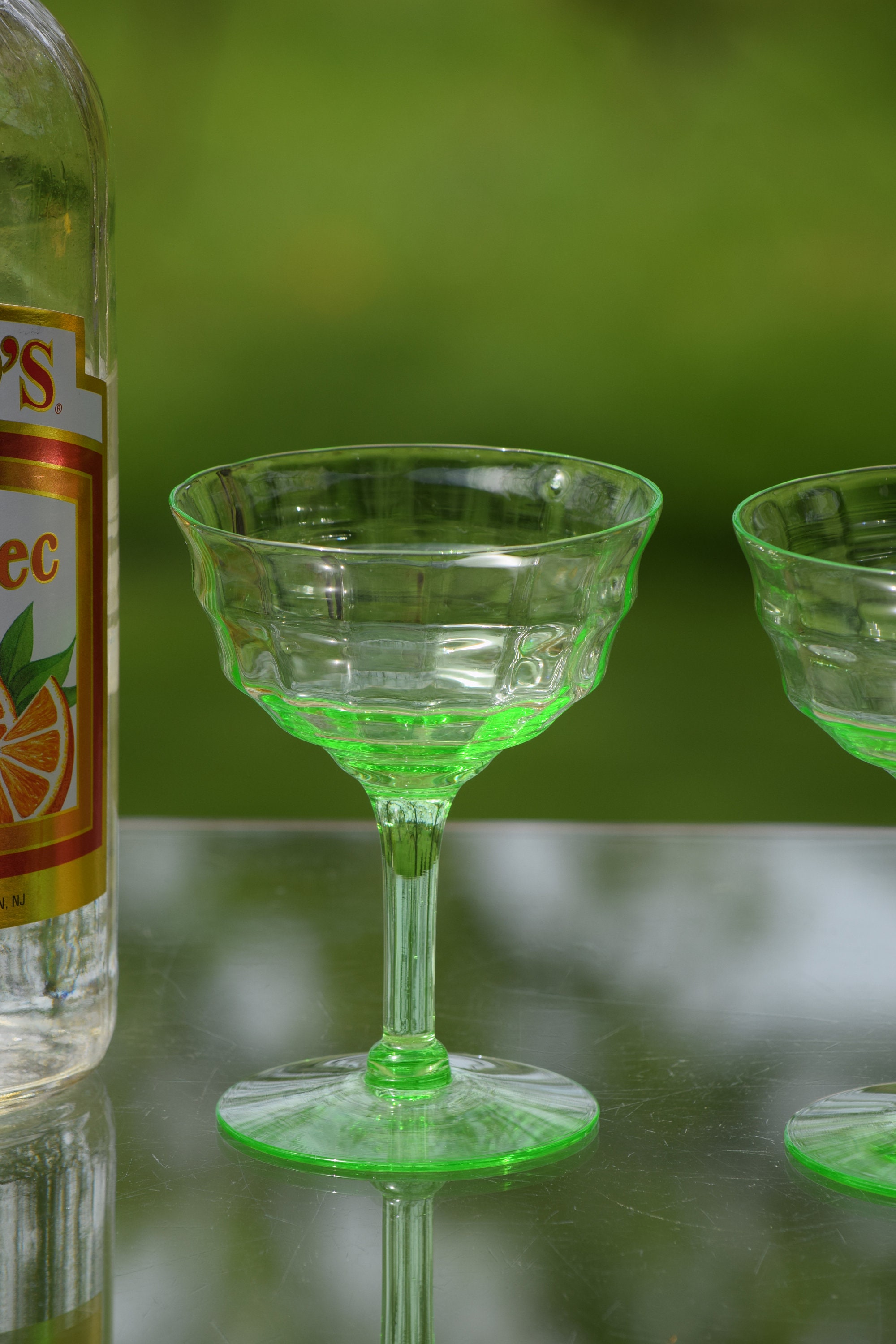 4 Vintage Green Cocktail Martini Glasses, Mixologist Craft Cocktail Glasses, Green Optic