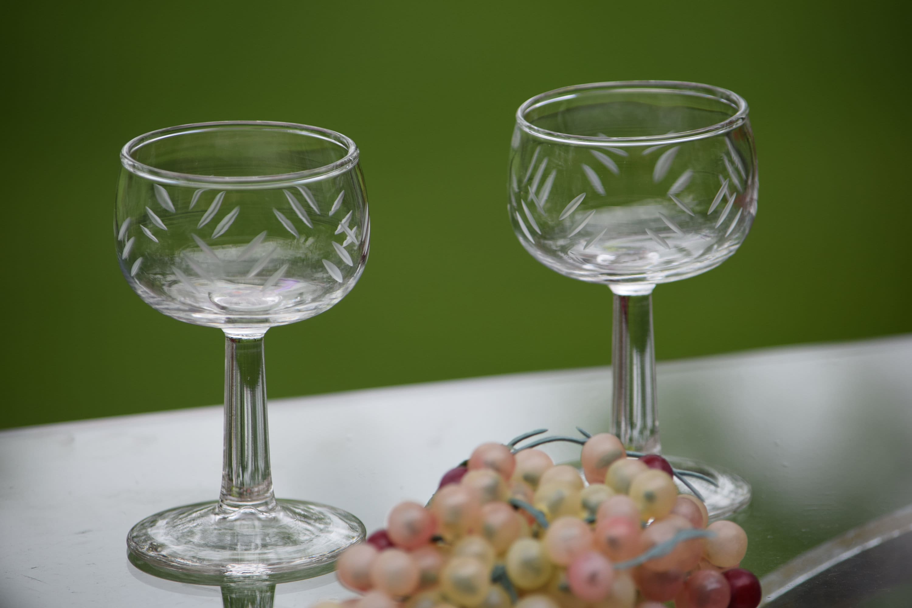 Vintage Etched Wine Liquor CORDIAL Glasses, Set of 7, Vintage 4 oz