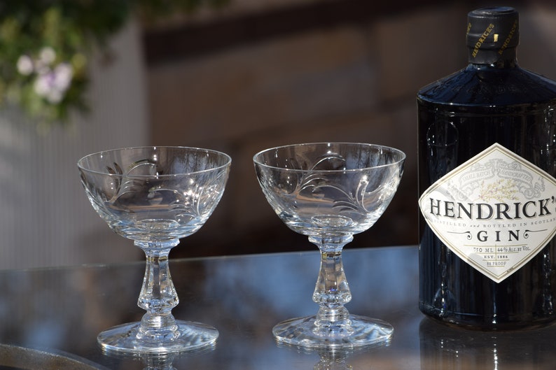 4 Vintage Etched Crystal Cocktail Glasses, Seneca, 1950's, Nick & Nora, Craft Cocktail Glasses, Etched Martini Glass Champagne Coupes image 6