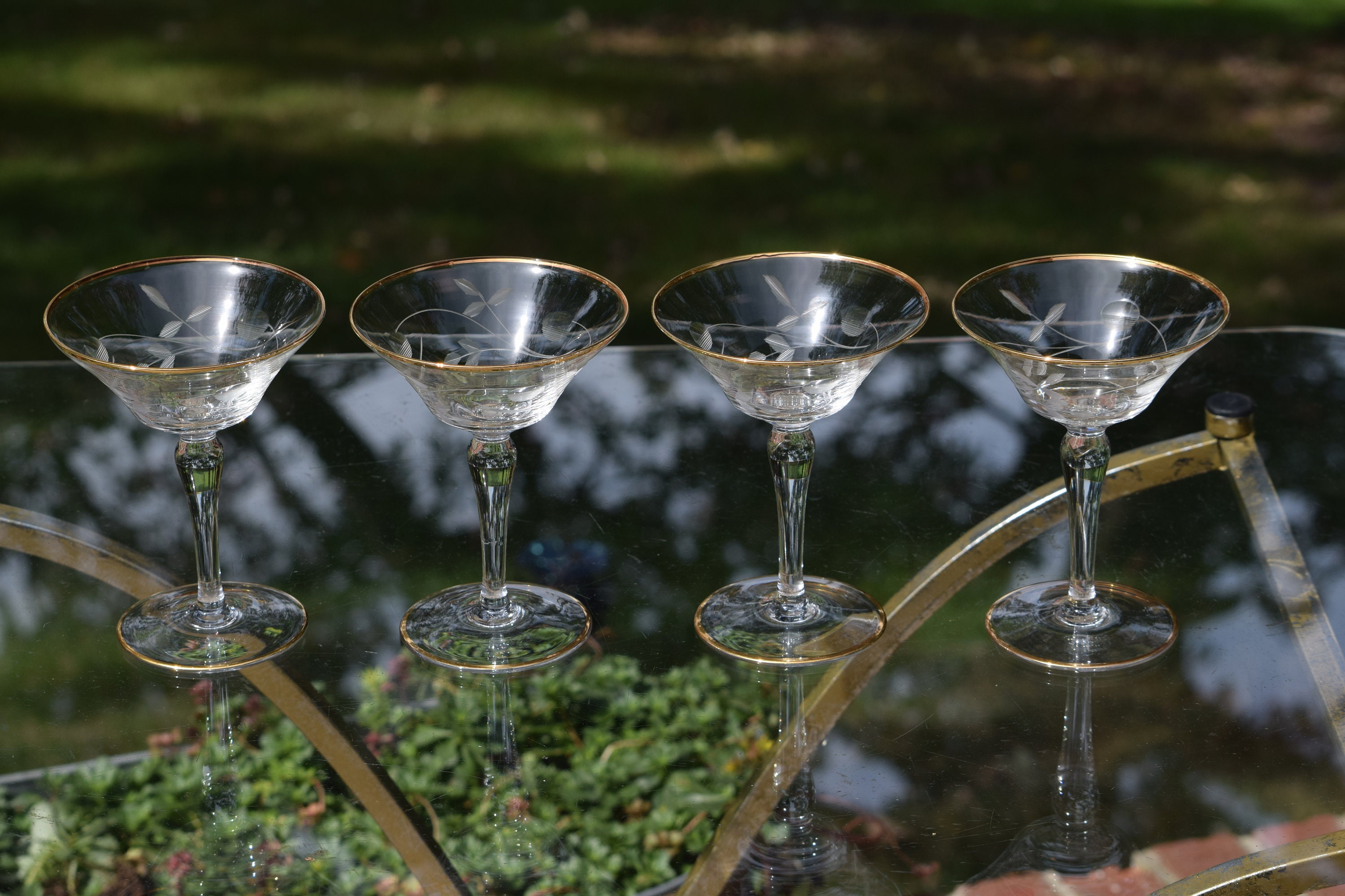 Vintage Etched Gold Rim Cocktail Glasses, Set of 7, Gold Rimmed Martini