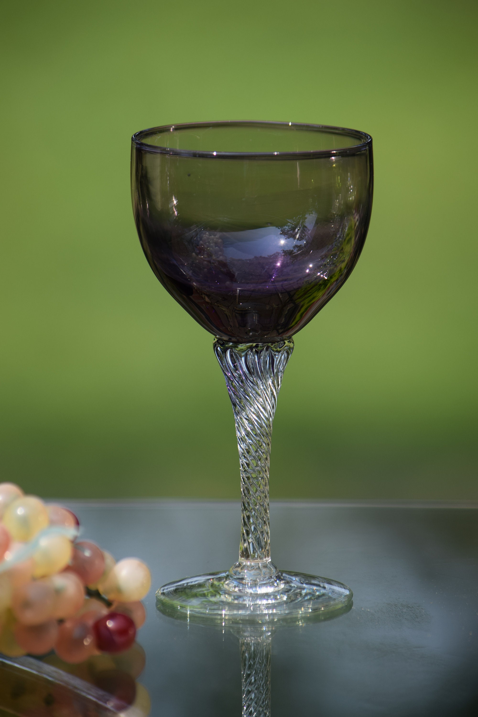 colored wine glasses colored wine glasses