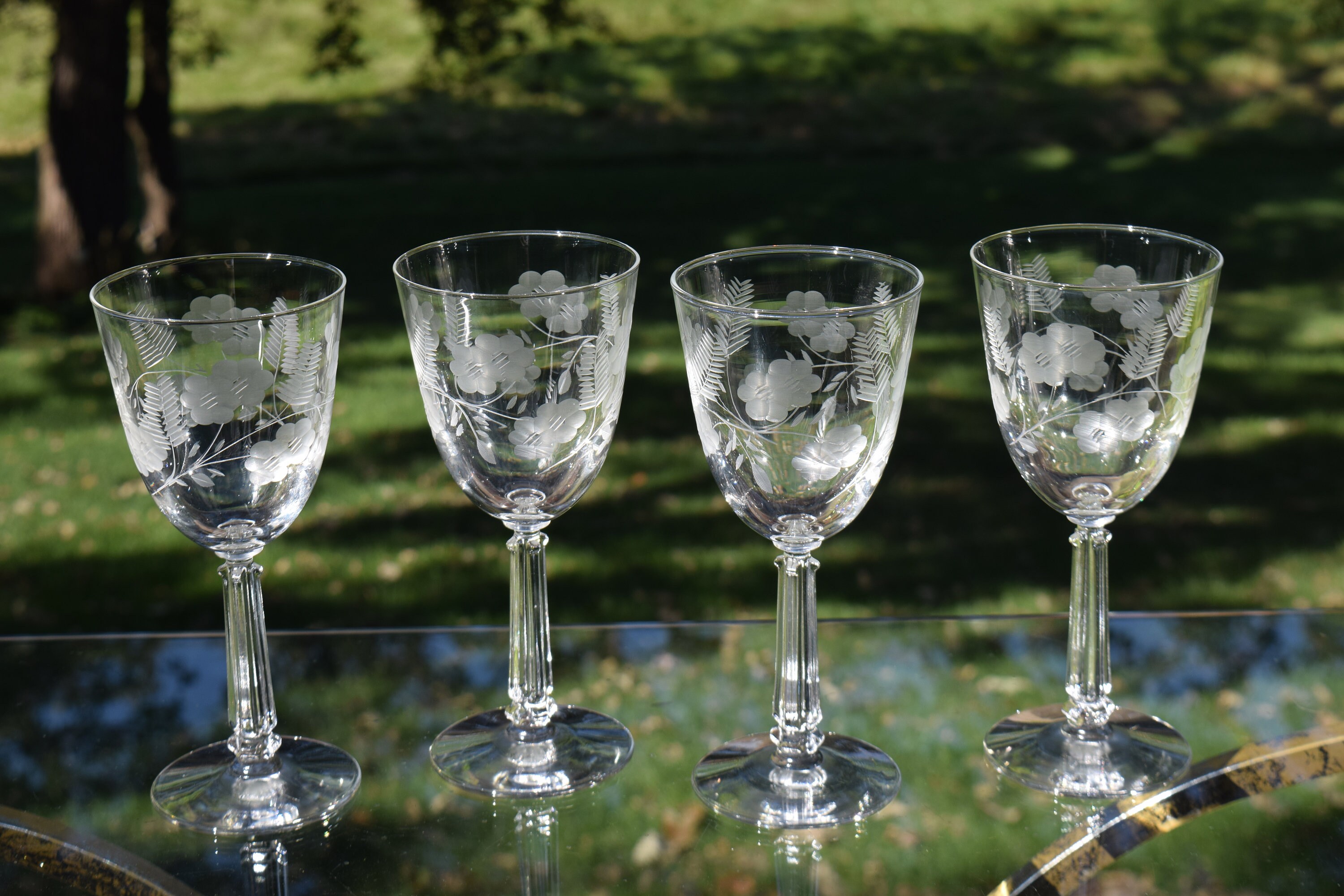 Vintage Etched Wine Glasses, Set of 4, Elegant Tall Vintage Wine
