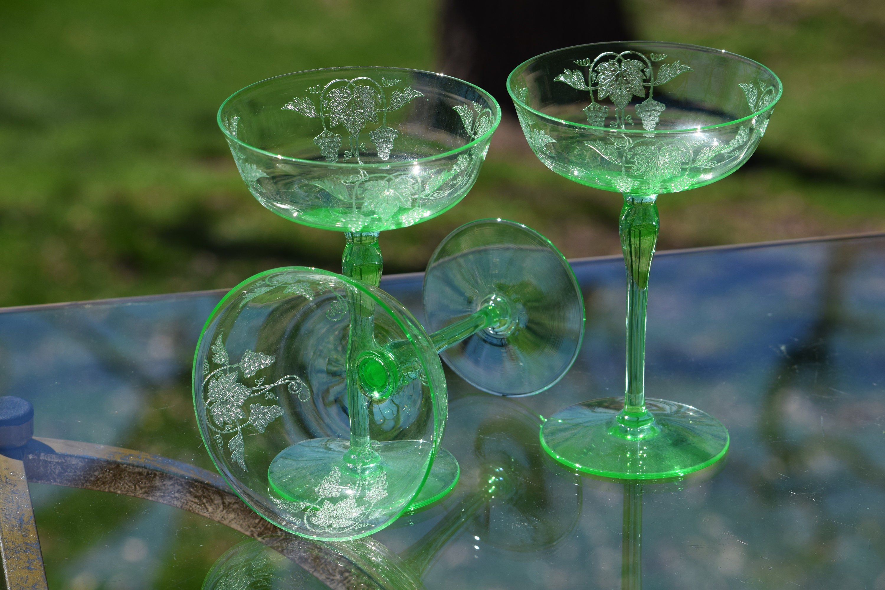 Vintage Needle Etched Green VASELINE Glass Cocktail Martini