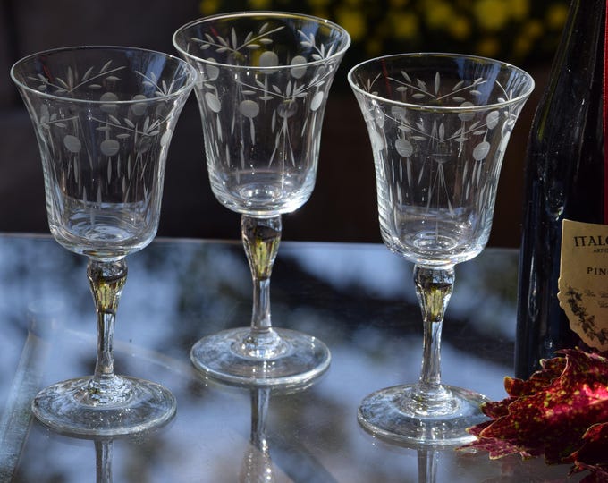 Vintage Etched Wine Glasses - 1950s Stemware Set of 6