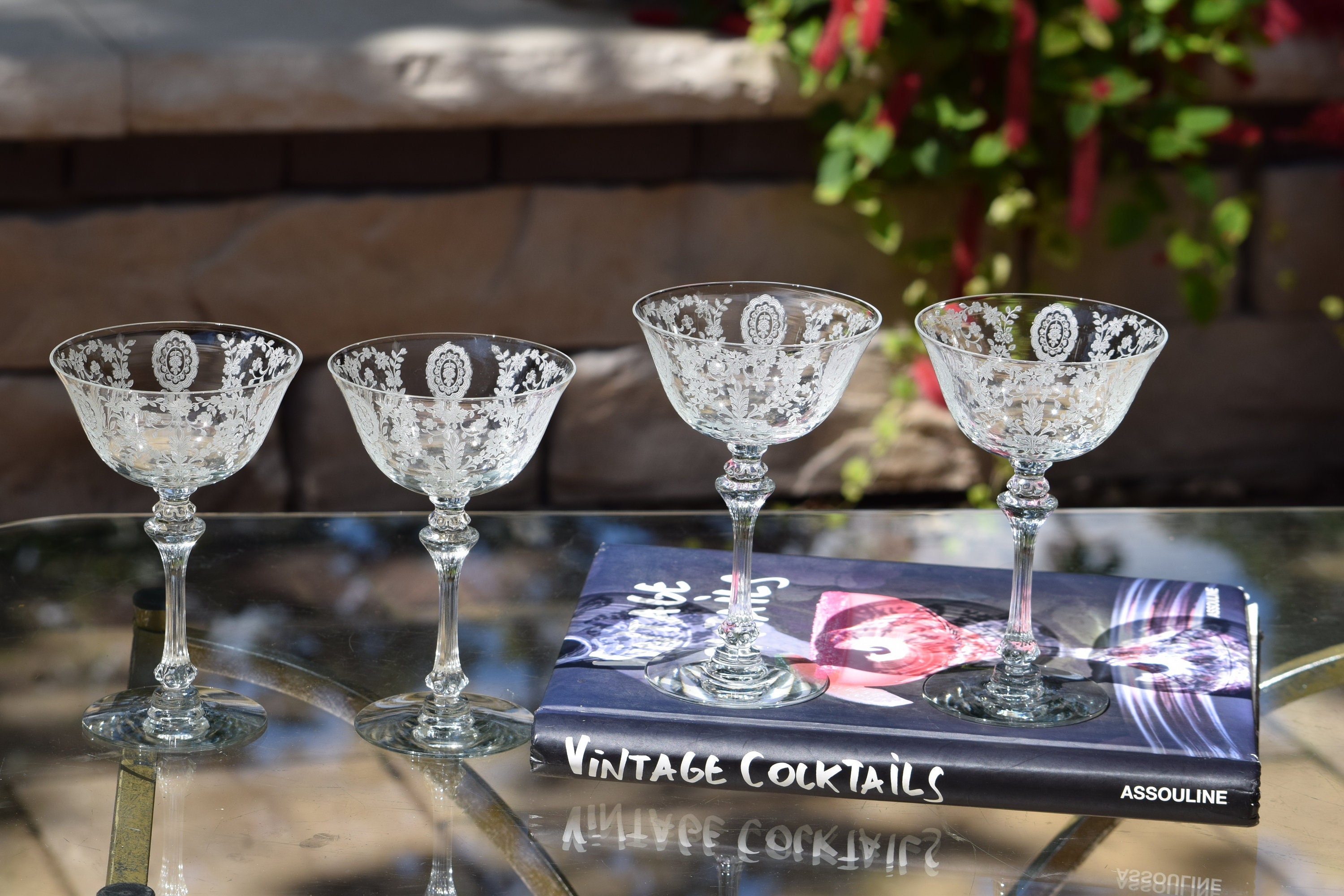 5 Vintage Etched Cocktail Martini Glasses, Duncan Miller 1950's Vintage  Etched Champagne Glasses, Craft Cocktail Glasses Manhattan Glasses 