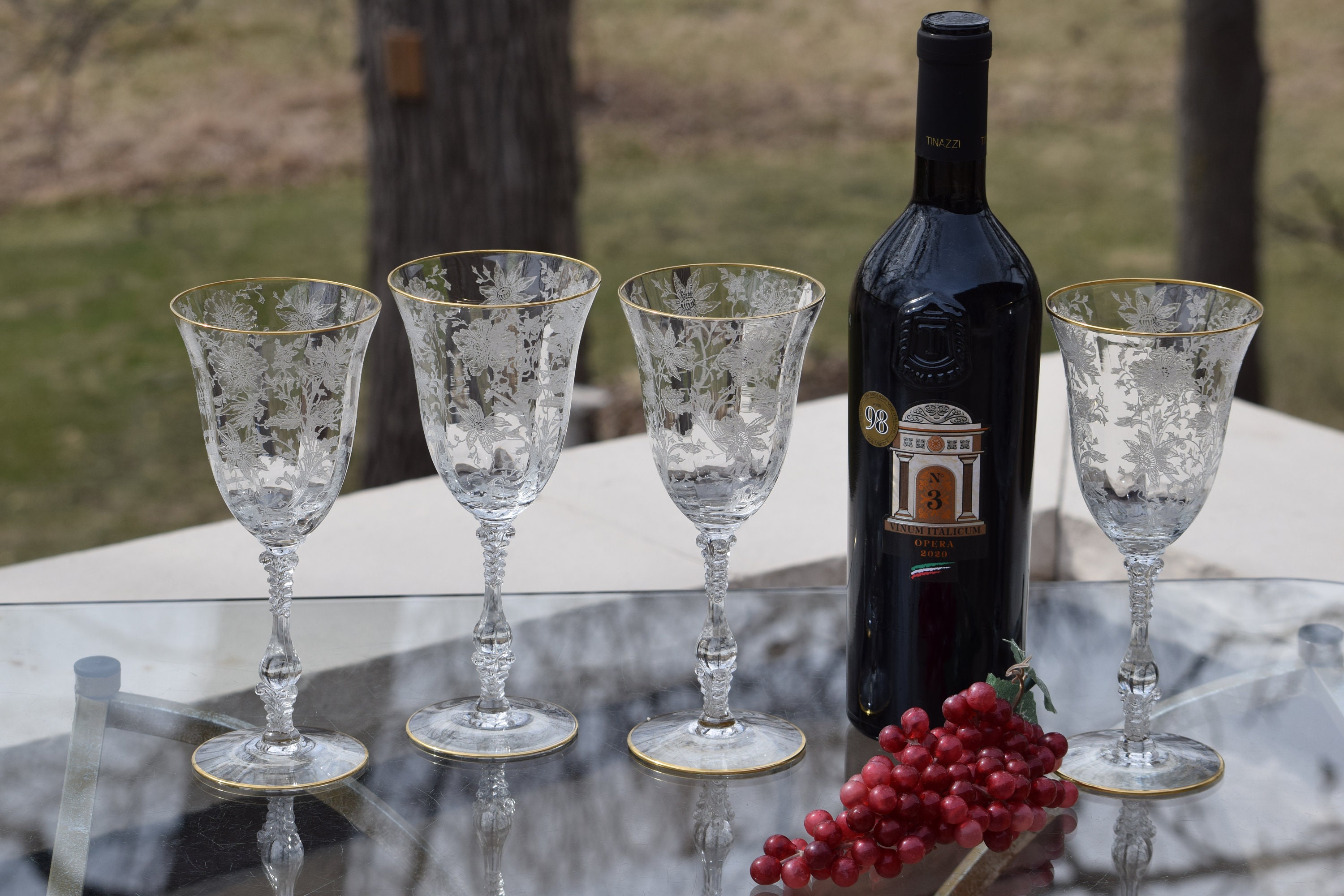 Set of4 Vintage Etched Glass Gold Rim Wine Glasses 2- 7 1/2”, 1- 6 3/4”, 1  7 1/4