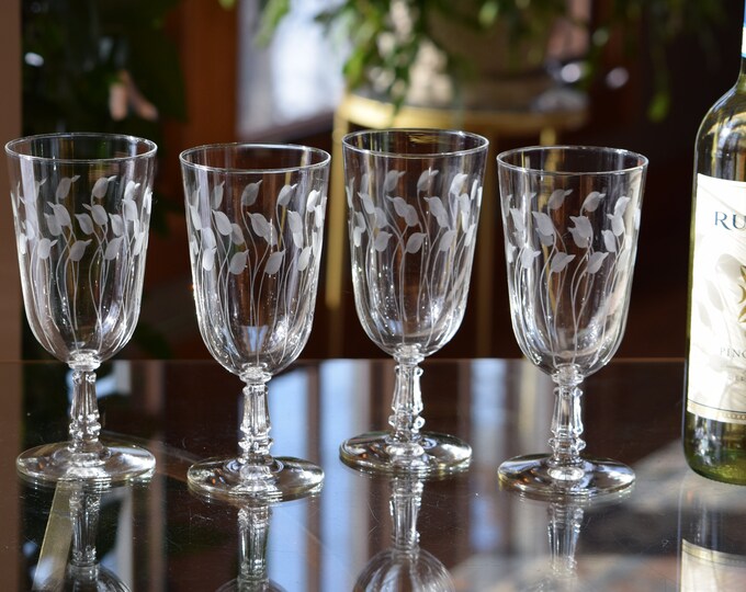 4 Vintage Etched Wine Glasses, Libbey, 1958 ~~ 12 oz Wine ~ Cocktail Mimosa Glasses, Vintage Ice Tea Style, Ornate Etched Cocktail Glasses