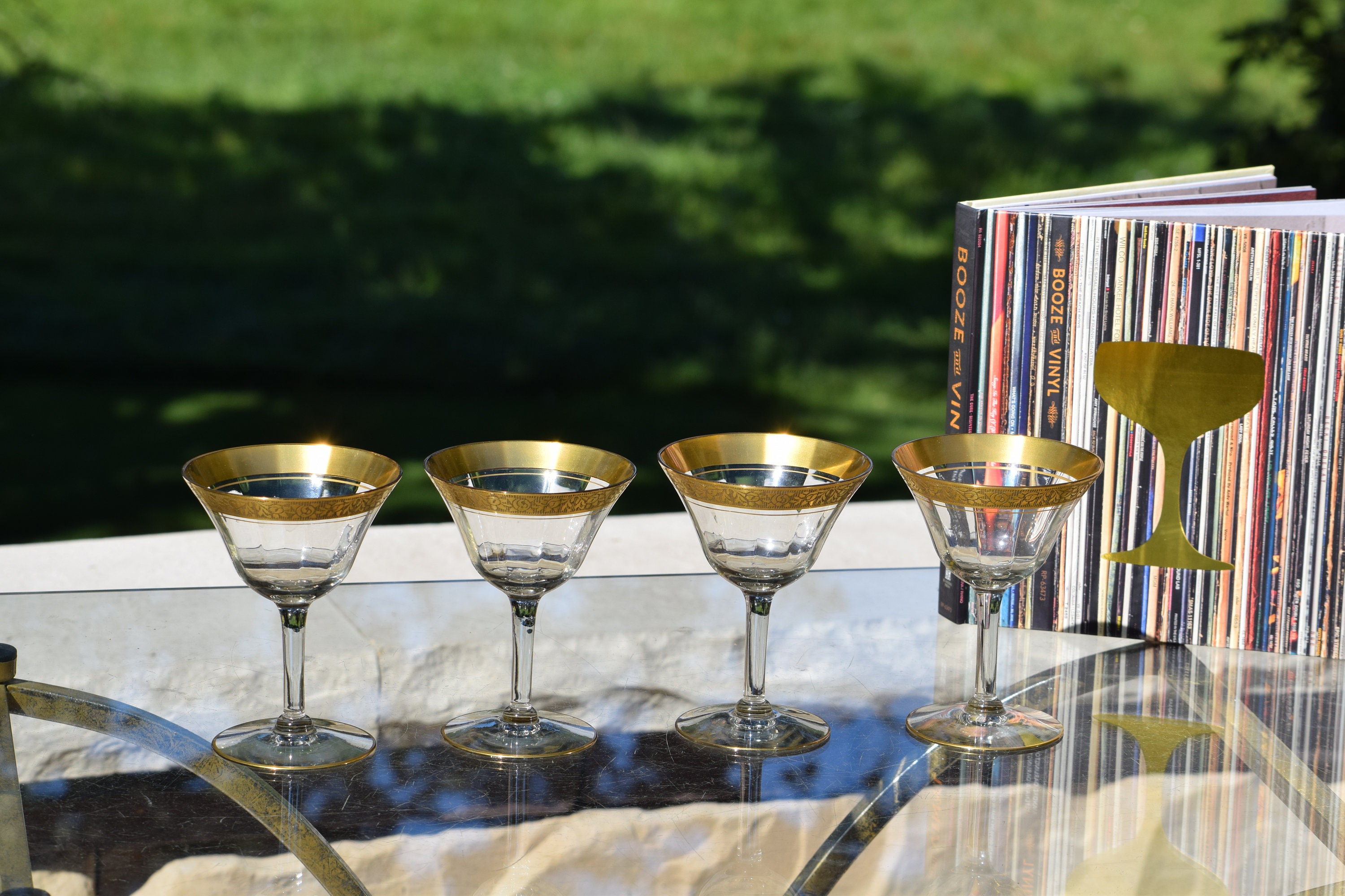 The Difference Between a Martini Glass, a Coupe, and a Nick & Nora (and  Whether It Matters)