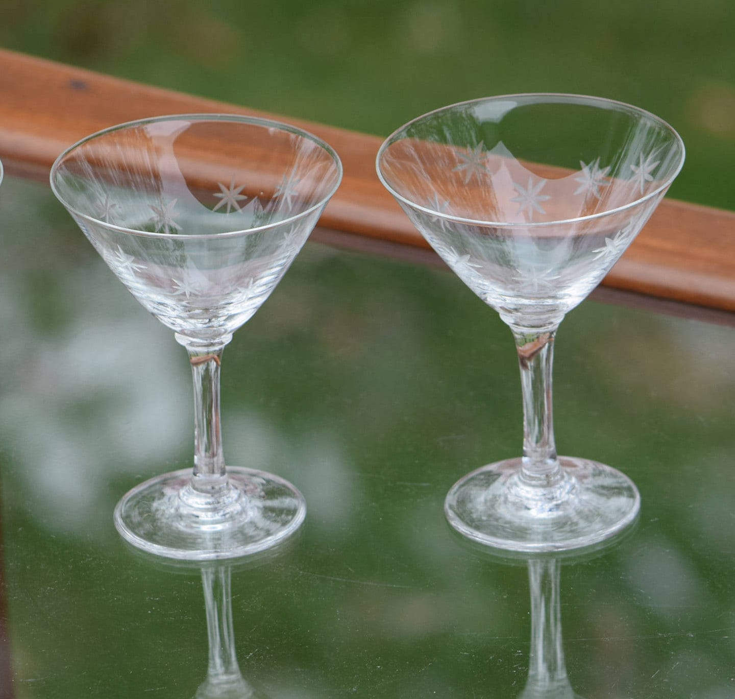 Vintage Etched Starburst Martini Glasses Set Of 4 Cocktail Party Glasses Mid Century Cocktail