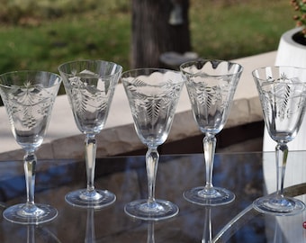 5 Vintage Etched Wine Glasses: 1950s Tall Water Goblets, 10 oz