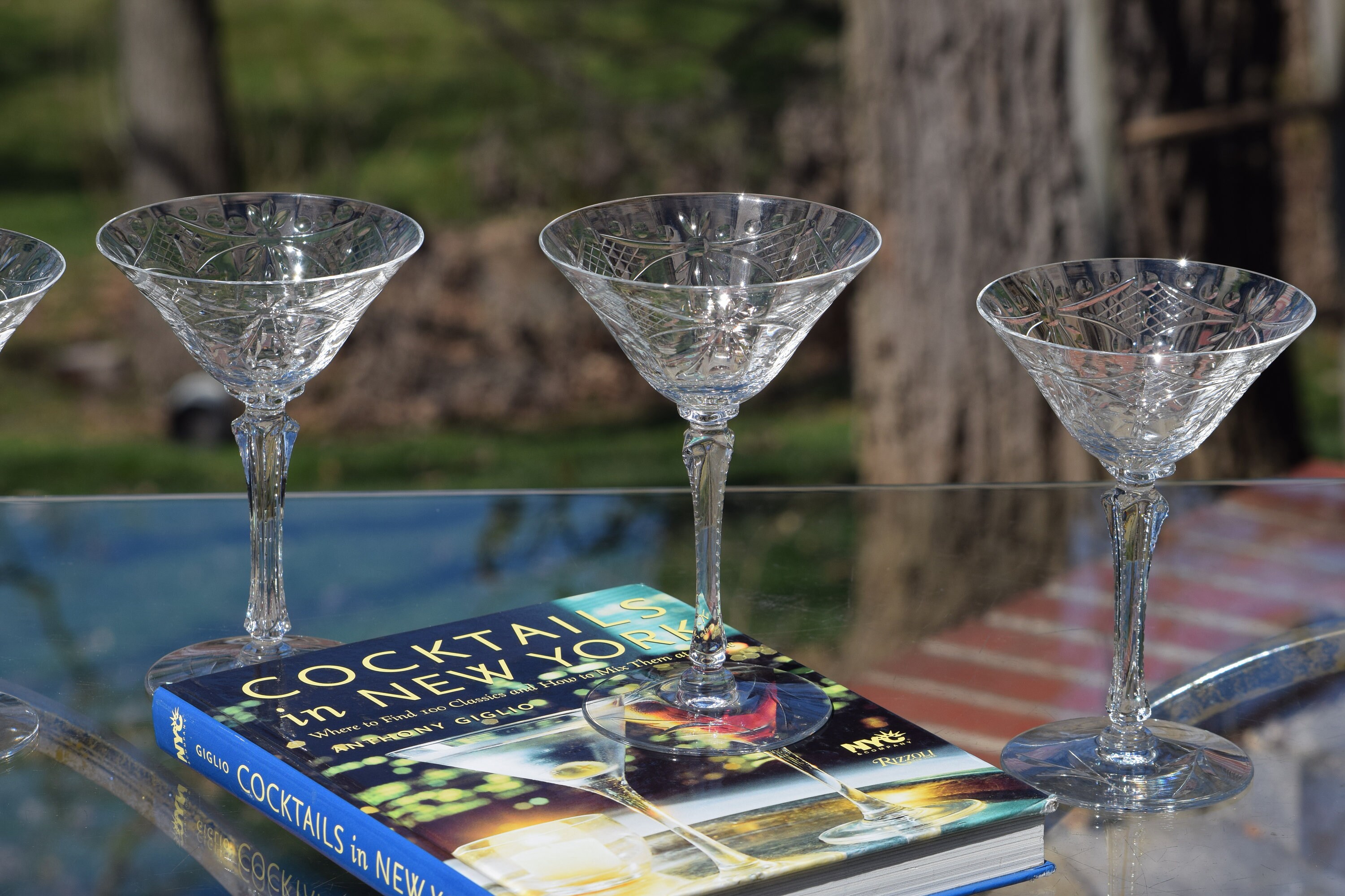 Discover cocktail glasses and how to use them