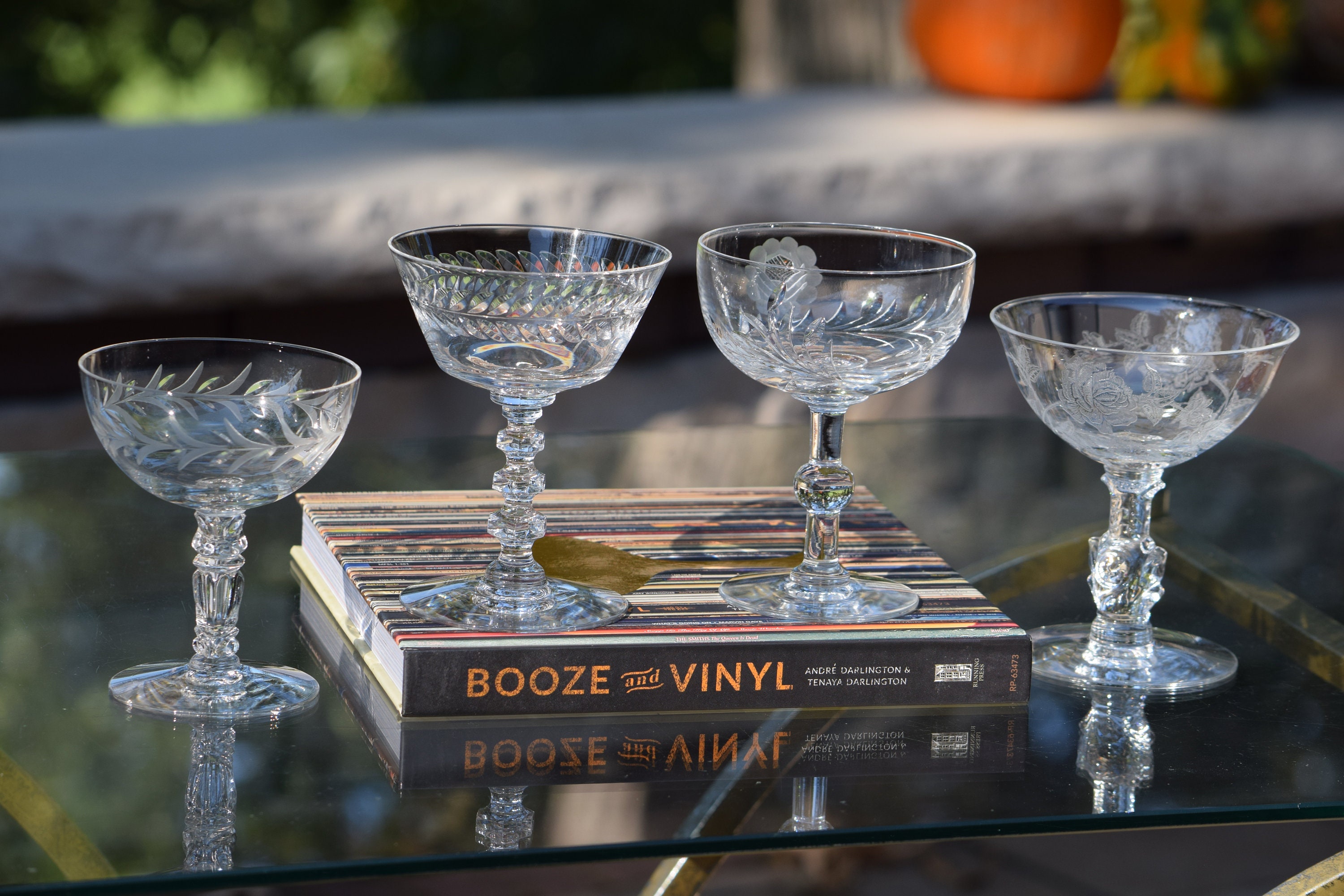 4 Vintage Etched Cocktail Martini Glasses Set of 4 -  Sweden