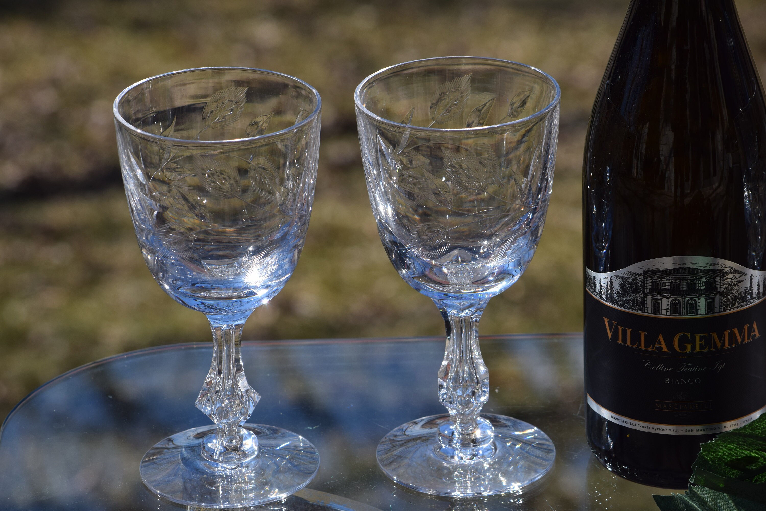 Download Vintage CRYSTAL Bubble Stem Wine Glasses, Set of 4, Tiffin ...