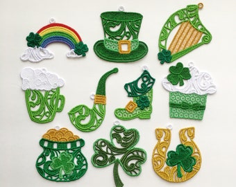 plastic 8 Pc St Shiny //Glitter 3/"x 2.1/" Patrick/'s Day Shamrock Ornaments