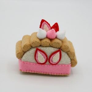 fake felt cake pincushion, felt food image 8