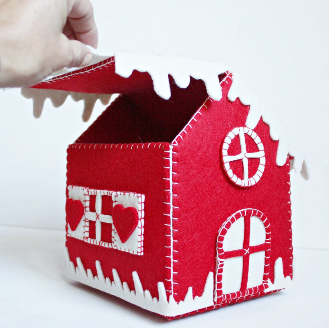 scatola a forma di casa, casa decorativa di Natale