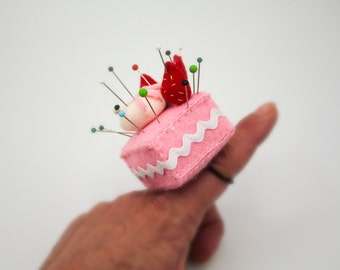 mini finger pincushion ring, practical and portable sewing companion