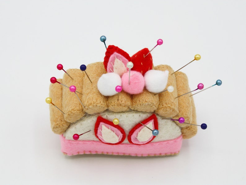 fake felt cake pincushion, felt food image 4