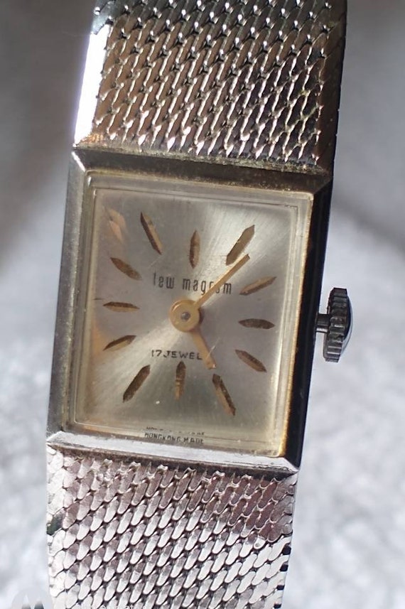 Vintage Lew Magram wristwatch 17 jewels Hong Kong - image 3