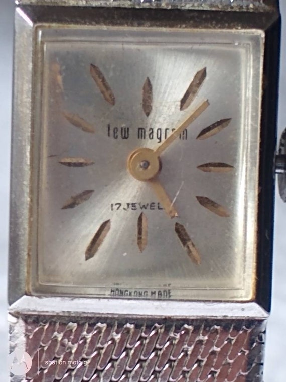 Vintage Lew Magram wristwatch 17 jewels Hong Kong - image 4